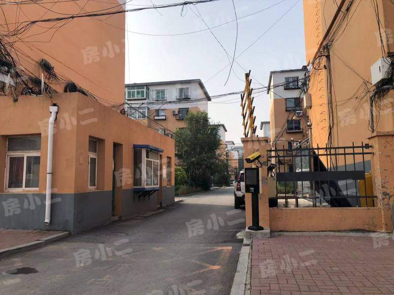 金山铁路住宅小区 2室1厅1卫 精装