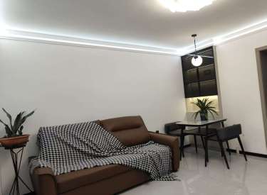 三洞桥小区两室3楼南向精装修拎包即住