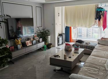 精装修 无税 地铁10号线 品牌家具家电