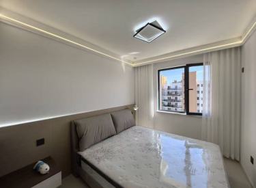 丁香湖 地铁10号线 豪华装修 急售55万三室