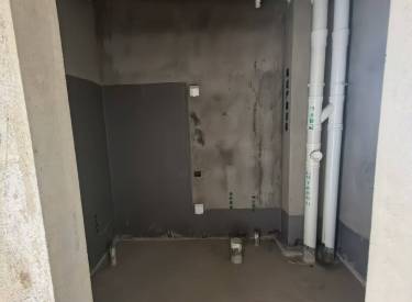 美的城 南北标户 业主急售 好楼层 不把山不把顶 清水无税 靠近里海 随时看房