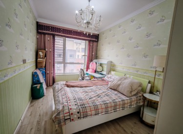 保利上林湾岸香 2室1厅1卫 豪华装修 