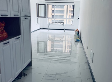 景观好，精装修，价格便宜，房主急售，