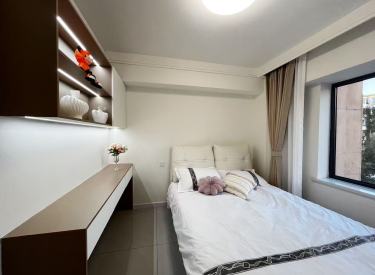 三洞桥小区2室南北5楼精装修拎包即住