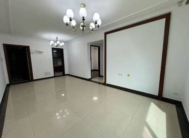 恒大江湾一期二期 2室2厅1卫 简装 