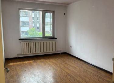 水润年华 3室2厅1卫 简装 