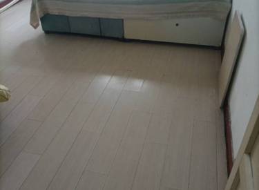 大东合作街地铁口老瓜堡二小区1室1厅急卖可议