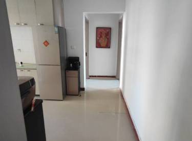 地铁口市府大路4楼二室拎包入住