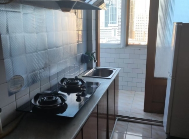 局东小区 家电齐全 花园物业 拎包即住 配套齐全