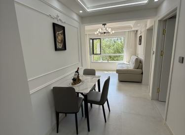 中金启城62号楼 2室1厅1卫 豪华装修 