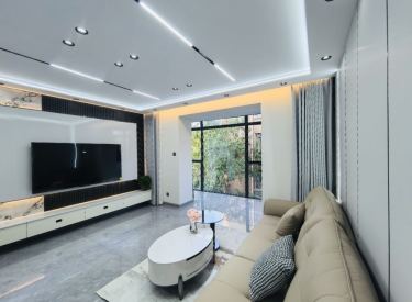 下楼公交站地铁口银行市场早市夜市啥都有😍3楼 南北通透 精装修智能家居家电 赠送全屋家电家具齐全😍3室1厅2卫 精品装修 交通便利🚏