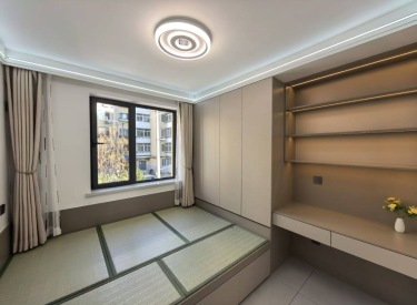 地铁10号线一环边精装两室