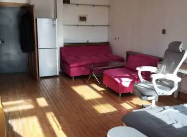 紫荆花社区 2室1厅1卫 简装 